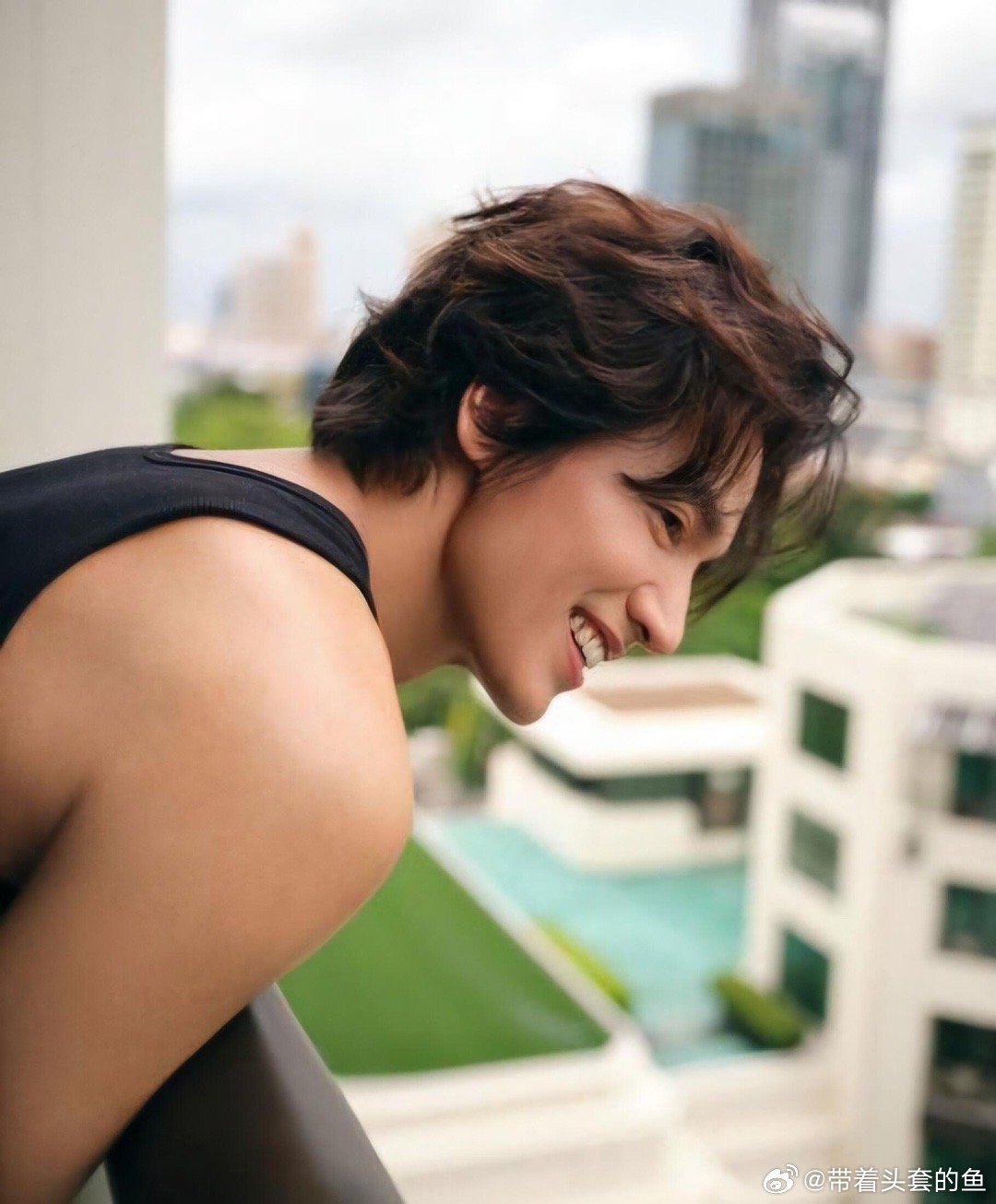 言承旭新動態(tài)揭秘，科技風潮下的前沿體驗之旅