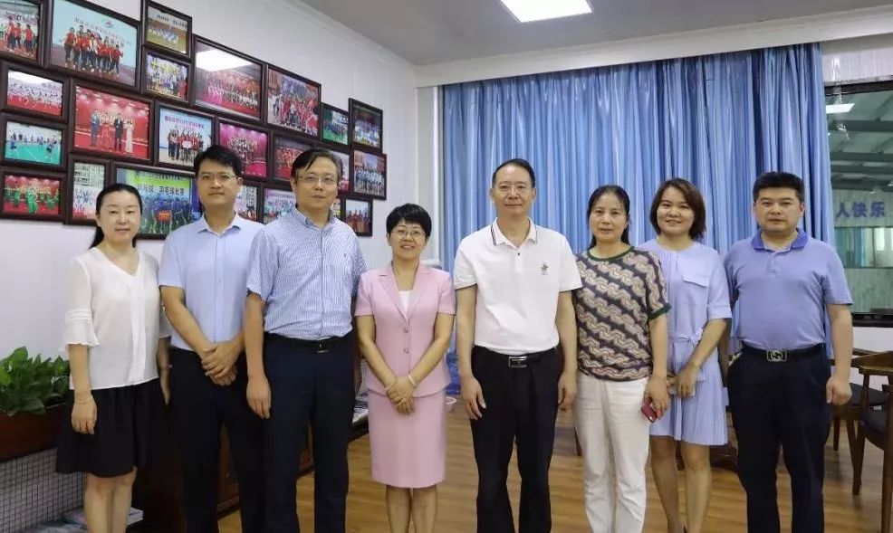 一院院長(zhǎng)最新動(dòng)態(tài)與小巷深處的特色小店探秘揭秘