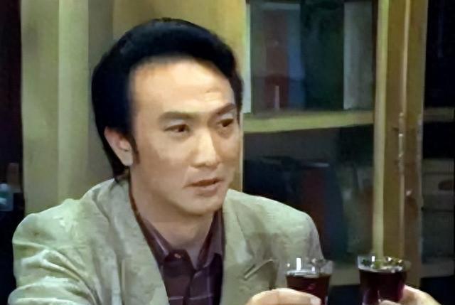 鄭乾龍，演技、影響力與公眾形象的探究