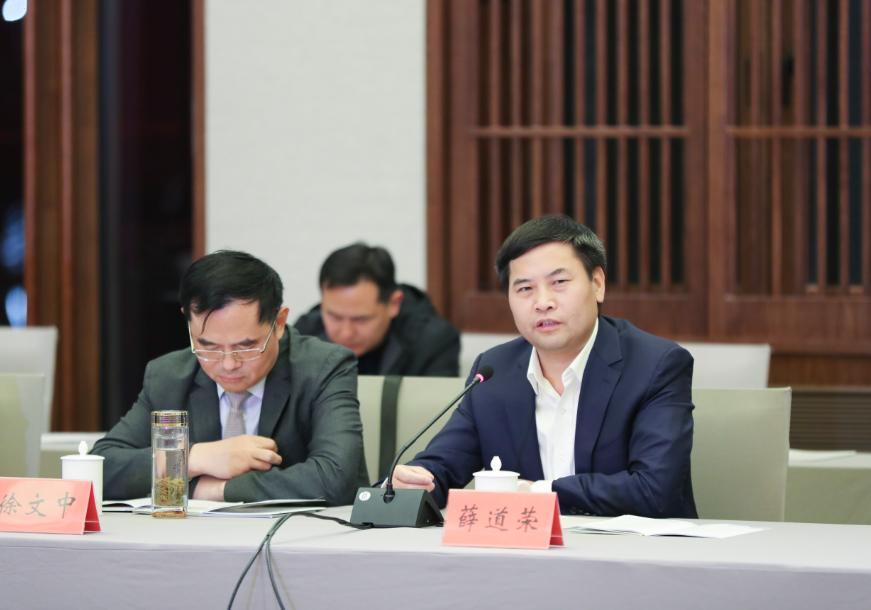 北京異地高考新規(guī)定下的獨(dú)特小巷探秘，遇見(jiàn)一家特色小店