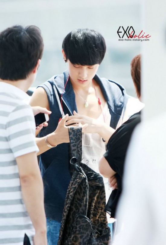 樸燦烈最新照片集，展現(xiàn)流行天王的多面魅力