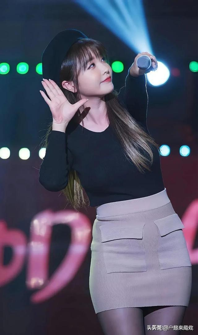 洪真英最新動態(tài)揭秘，小巷特色小店的獨特魅力與隱藏寶藏