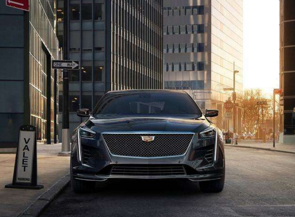 凱迪拉克CT6，豪華旗艦與科技融合的價(jià)格揭秘