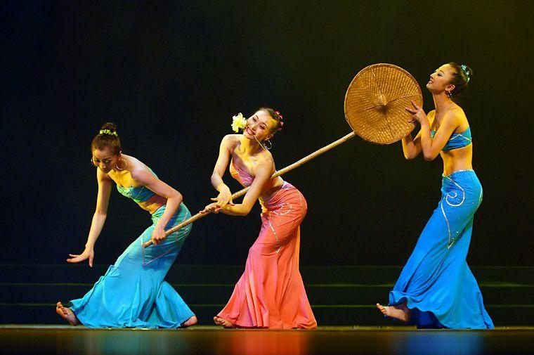 傣族舞蹈，傳統(tǒng)與現(xiàn)代的融合之美展示最新風(fēng)采