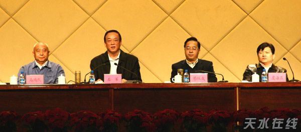 酒鋼馬鴻烈最新動(dòng)態(tài)揭秘，小巷中的隱藏瑰寶