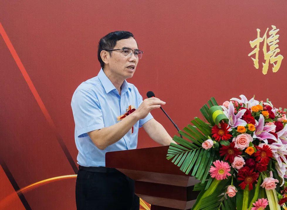 最新教育地產(chǎn)的溫馨日常介紹