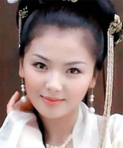 白蛇傳女演員的日常生活點滴