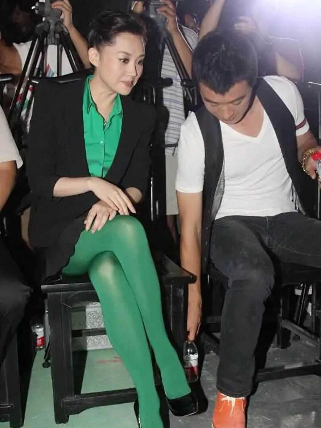 綠眼睛明星的獨(dú)特魅力展現(xiàn)