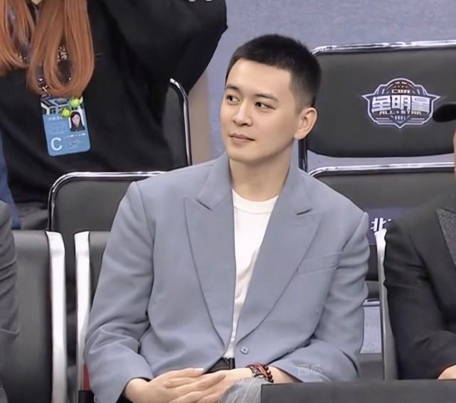 最帥籃球明星，自信、成長(zhǎng)與無限魅力的籃球之旅