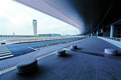 膠東國際機場最新進展,膠東國際機場最新進展，隱藏在小巷中的飛行夢想與獨特風味