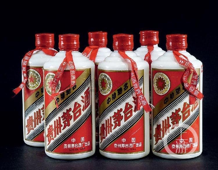 茅臺(tái)酒圖片價(jià)格揭秘，歷史影響、地位及獨(dú)特?cái)⑹? width=