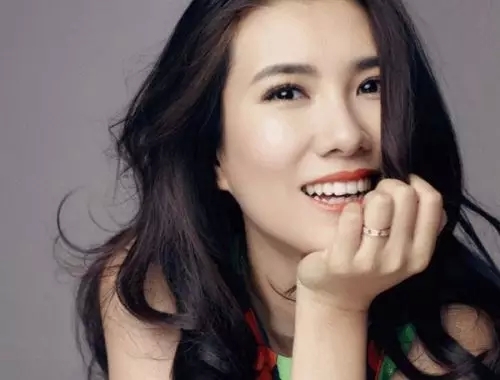 北京籍女演員探尋自然美景，心靈之旅尋找寧?kù)o