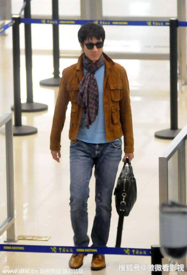 星光下的輝煌歷程，長腿男明星的崛起之路