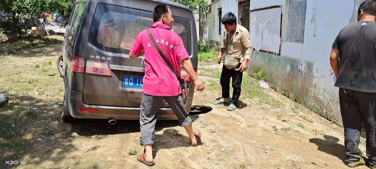 臨沭司機(jī)招聘最新消息,臨沭司機(jī)招聘最新消息——路上的奇遇與情感紐帶