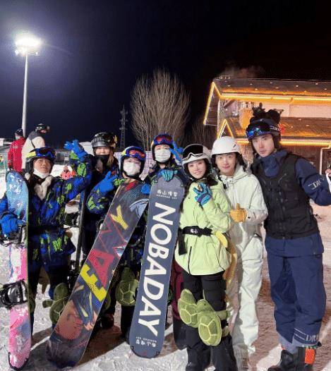 最新滑雪動(dòng)態(tài),最新滑雪動(dòng)態(tài)，科技革新雪上飛馳體驗(yàn)