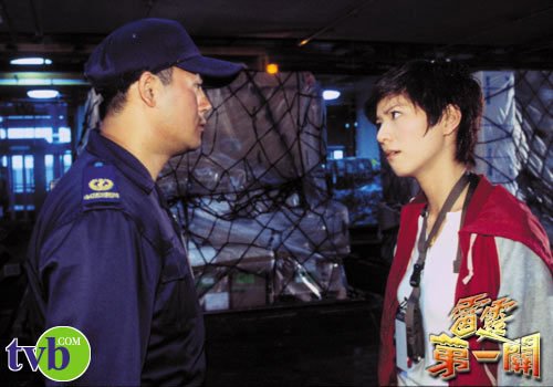 雷霆第一關(guān)演員表揭秘，小巷特色小店探秘之旅