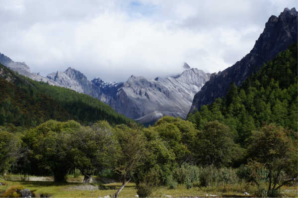 川西最新旅游攻略，絕美風(fēng)景一網(wǎng)打盡！