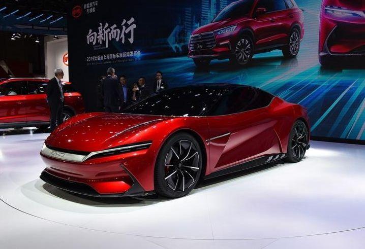 上市采訪揭秘，小巷中的隱藏瑰寶