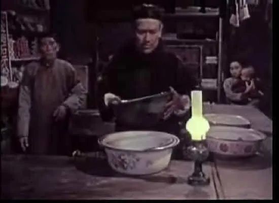 電影林家鋪?zhàn)樱粘剀叭な屡c深厚友情的紐帶之旅