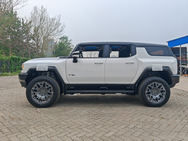 2025款悍馬最新報(bào)價及啟程探索自然美景之旅