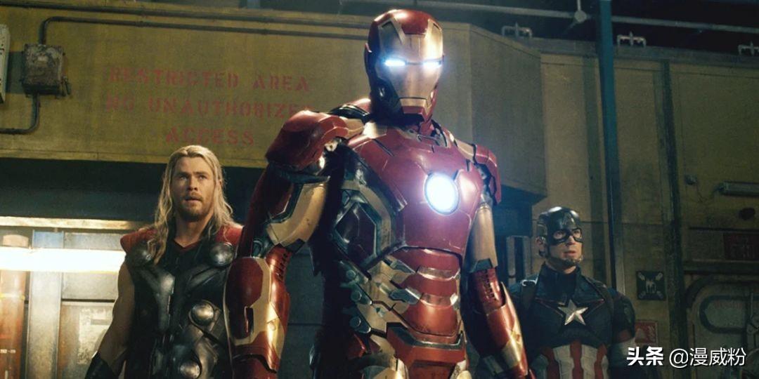 電影吐槽大賞，笑翻銀幕的尷尬瞬間回顧