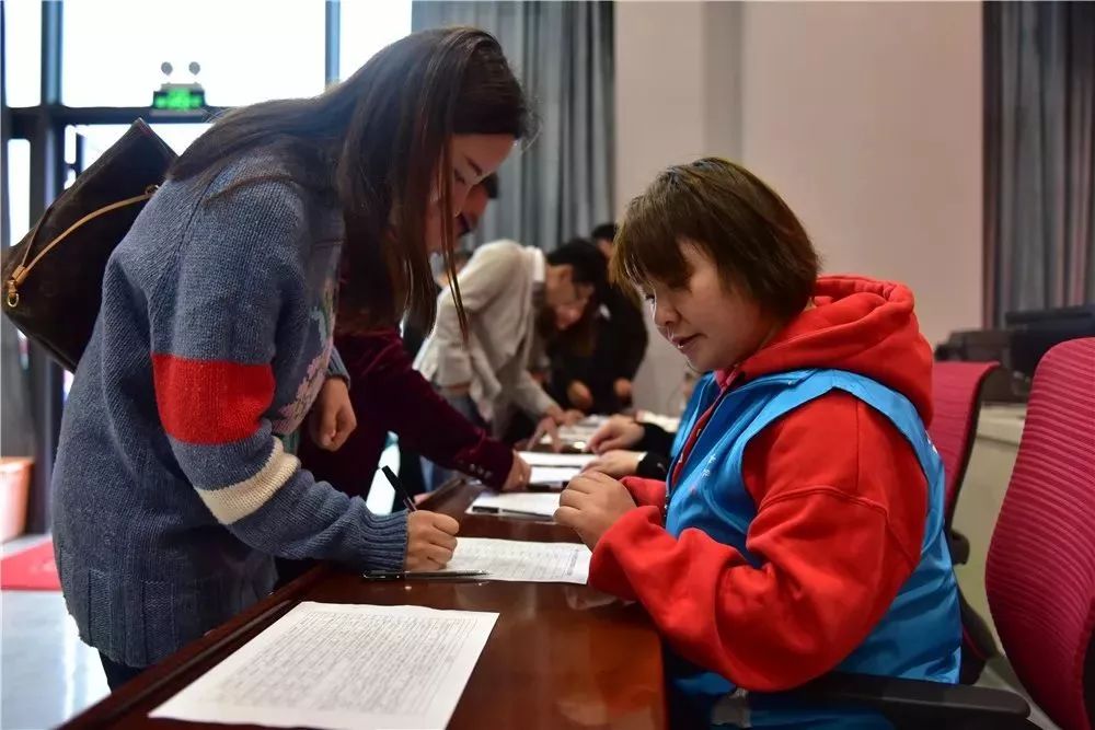 邵連華新作，與自然美景的邂逅，踏尋內心平和之旅