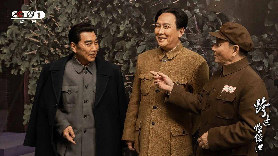 葉劍英演員的日常，友情、熱愛與舞臺上的英雄夢探索