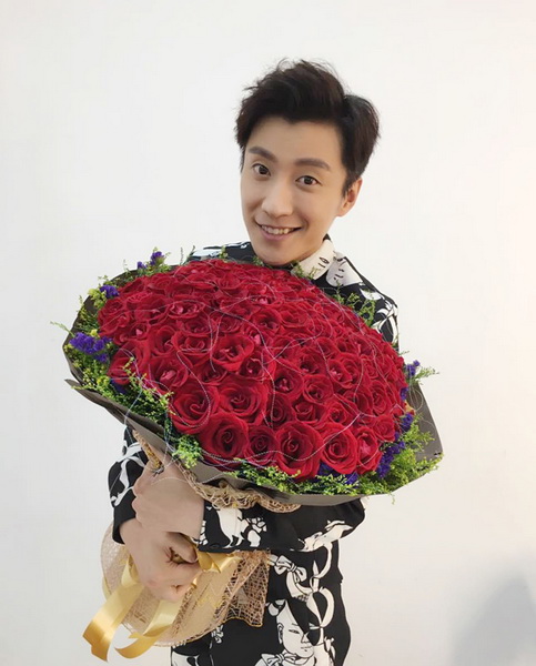 喬任梁父母最新消息及小巷美食秘境探索