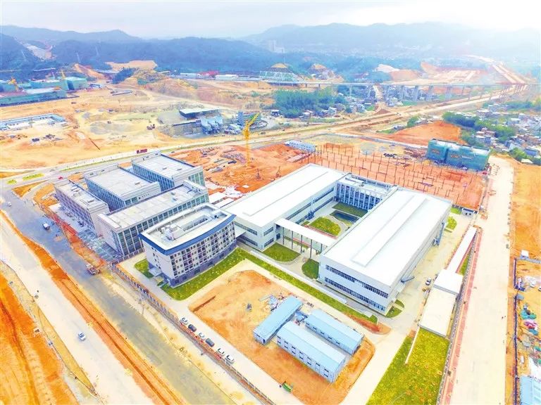 萬年工業(yè)園最新招聘熱潮與巷弄深處的特色小店探秘！