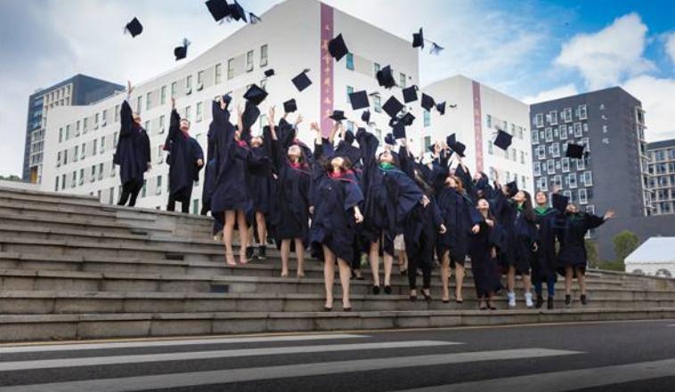 開州人才網(wǎng)最新招聘信息揭秘，小巷特色小店的隱藏魅力與招聘信息概覽