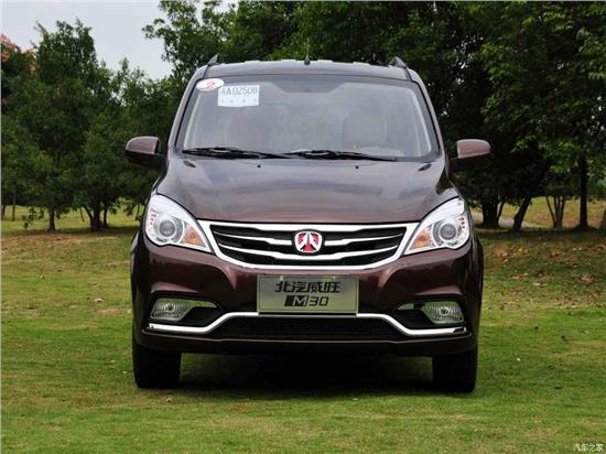 北汽威旺M5OF最新價(jià)格揭秘，小巷中的寶藏車輛