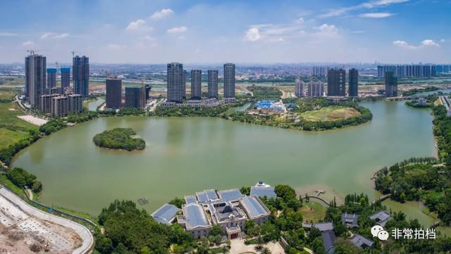 綠島湖一號最新動態(tài)揭秘，神秘角落與小巷風(fēng)情小店探秘