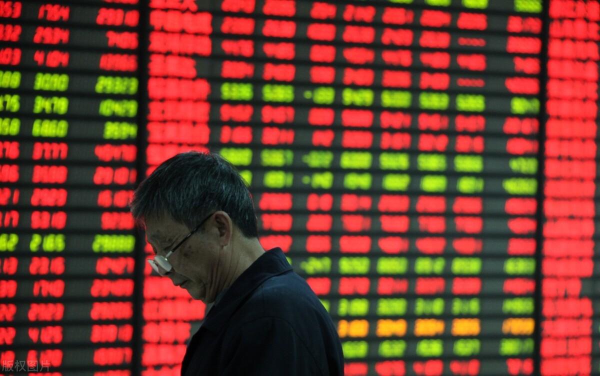 今日股市創(chuàng)業(yè)板動態(tài)，時(shí)代浪潮與市場脈搏同步更新