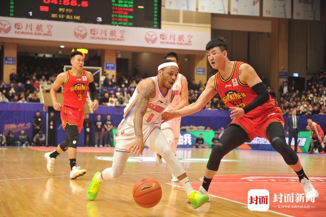 四川男籃今晚風(fēng)云變幻，最新動態(tài)揭曉！