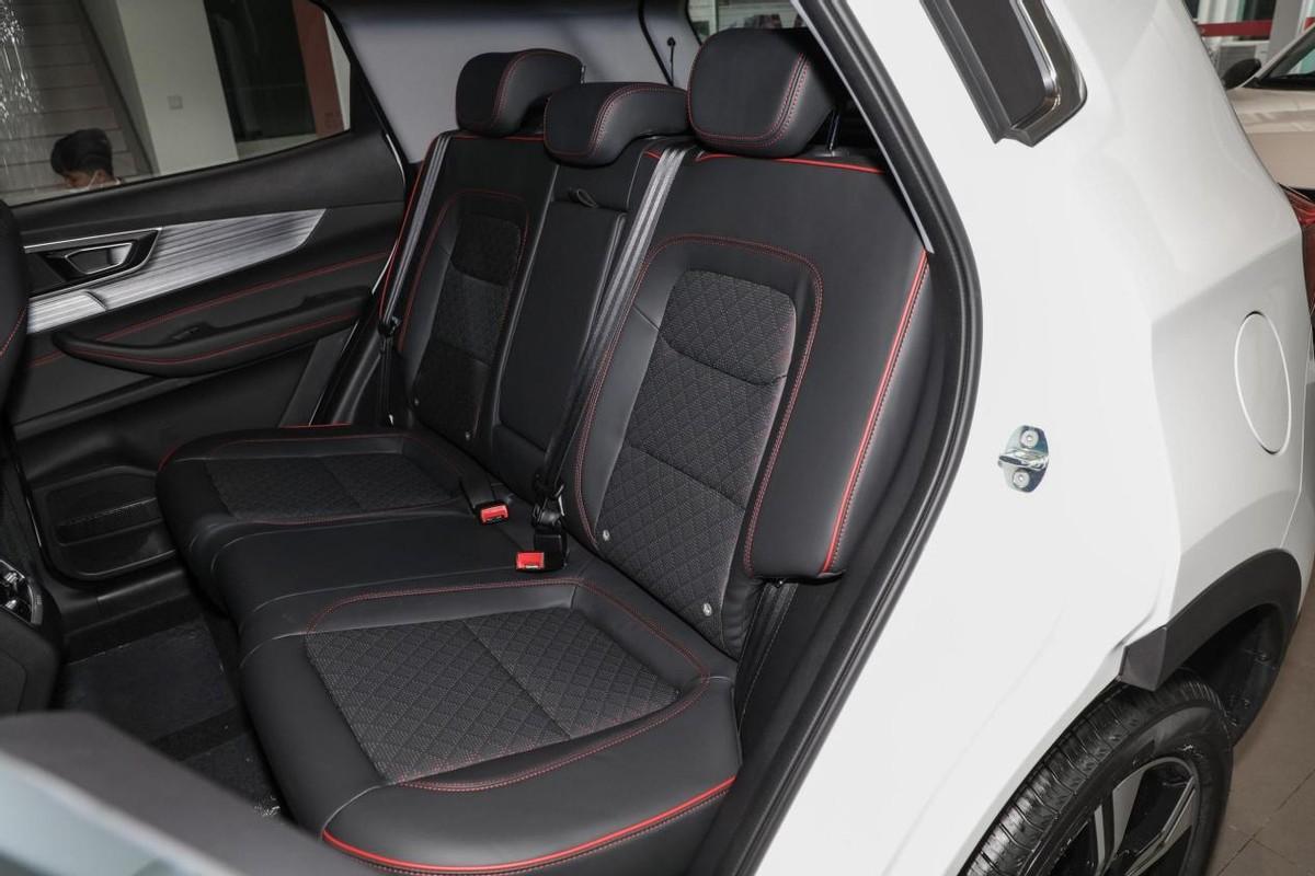 瑞虎5x最新報(bào)價(jià)與時(shí)代背景下的SUV風(fēng)采展現(xiàn)