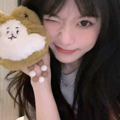 女生頭像最新潮流趨勢(shì)，自信、學(xué)習(xí)與變化的力量 2025年風(fēng)采展現(xiàn)