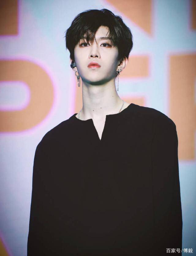 范丞丞最新行程揭秘，自信與成就之路，一路向前展風(fēng)采