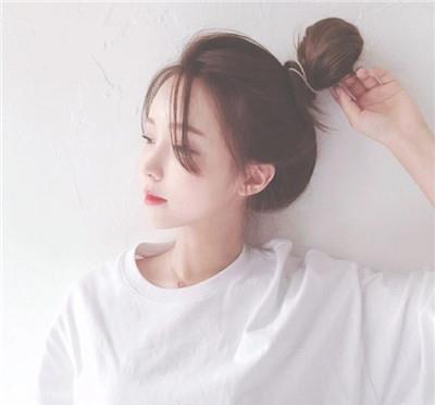 科技與美學(xué)重塑生活品質(zhì)，最新微信美女高清頭像分享