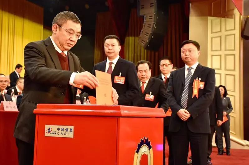 廖清江的最新動態(tài)，變化中的力量與自我成長的自信之路