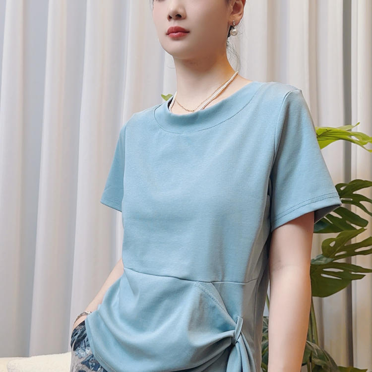 自信與成就感的時尚之旅，探索2025最新款夏裝風(fēng)采